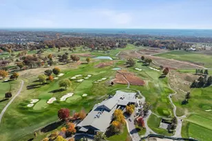 895 Laurel Ct, Chaska, MN 55318 - Photo 27