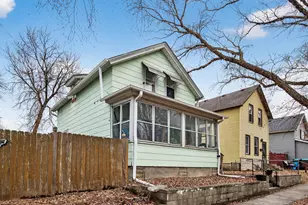 760 Desoto St, Saint Paul, MN 55130 - Photo 3