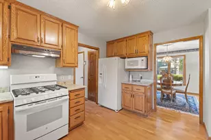 8917 Cambridge Ave, Brooklyn Park, MN 55443 - Photo 17