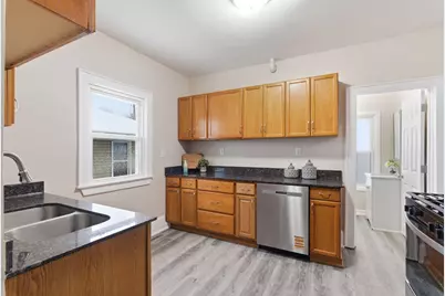 1820 Irving Avenue N, Minneapolis, MN 55411 - Photo 17