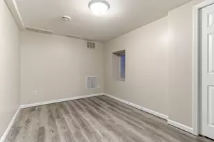 1820 Irving Ave N, Minneapolis, MN 55411 - Photo 37