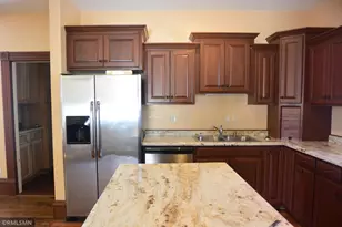 707 Ford Ave N, Glencoe, MN 55336 - Photo 7