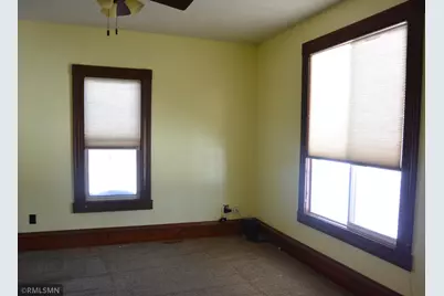 707 Ford Avenue N, Glencoe, MN 55336 - Photo 9