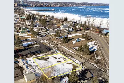 1221 Minnesota Avenue, Duluth, MN 55802 - Photo 1