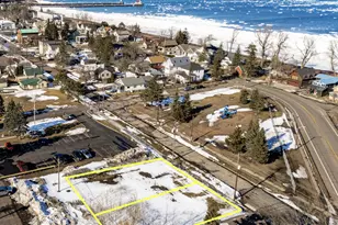 1223 Minnesota Ave, Duluth, MN 55802 - Photo 1