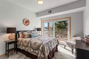 10806 S Shore Dr, Plymouth, MN 55441 - Photo 19