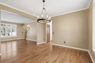 6340 Summit Cir, Chanhassen, MN 55317 - Photo 19