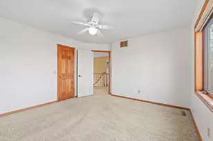 6340 Summit Cir, Chanhassen, MN 55317 - Photo 43