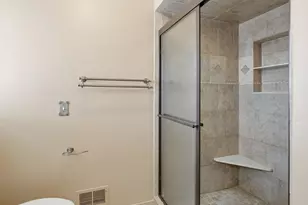 6340 Summit Cir, Chanhassen, MN 55317 - Photo 35