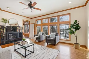 6340 Summit Cir, Chanhassen, MN 55317 - Photo 7