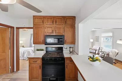 8352 Nicollet Avenue S, Bloomington, MN 55420 - Photo 9