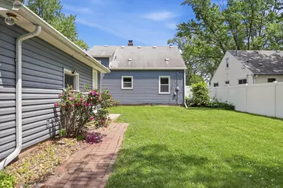 8352 Nicollet Avenue S, Bloomington, MN 55420 - Photo 37