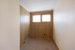 616 Summit St, Eveleth, MN 55734 - Photo 17