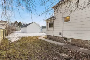 616 Summit St, Eveleth, MN 55734 - Photo 39