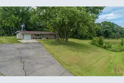 16930 Elmore Trail, Faribault, MN 55021 - Photo 3