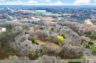 19101 Ashcroft Terrace, Minnetonka, MN 55345 - Photo 35