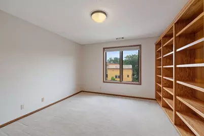 5100 S France Avenue S #305, Edina, MN 55410 - Photo 17