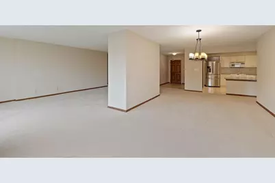 5100 S France Avenue S #305, Edina, MN 55410 - Photo 7