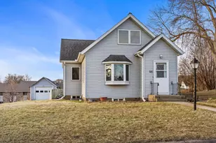 117 W Van Dusen St, Springfield, MN 56087 - Photo 1