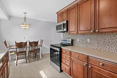 1324 Valley Street, Chaska, MN 55318 - Photo 11
