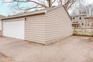 1611 Ashland Ave, Saint Paul, MN 55104 - Photo 35