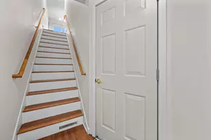 2945 Village Cir, Chanhassen, MN 55317 - Photo 5