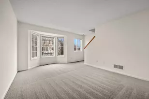 2945 Village Cir, Chanhassen, MN 55317 - Photo 7