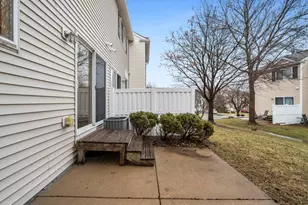 2945 Village Cir, Chanhassen, MN 55317 - Photo 23