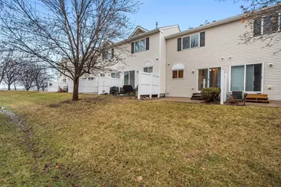 2945 Village Circle, Chanhassen, MN 55317 - Photo 27