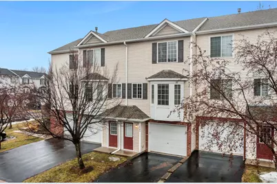 2945 Village Circle, Chanhassen, MN 55317 - Photo 3