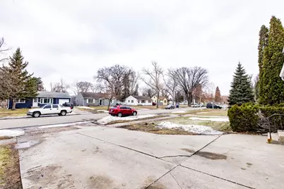 1020 12th Street S, Moorhead, MN 56560 - Photo 5