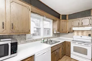 1020 12th St S, Moorhead, MN 56560 - Photo 15