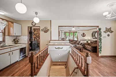 2233 Fremont Avenue E, Saint Paul, MN 55119 - Photo 11