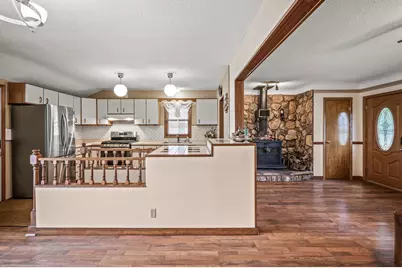 2233 Fremont Avenue E, Saint Paul, MN 55119 - Photo 9