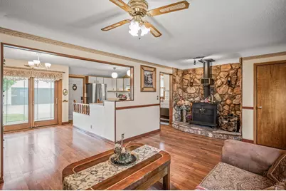 2233 Fremont Avenue E, Saint Paul, MN 55119 - Photo 7