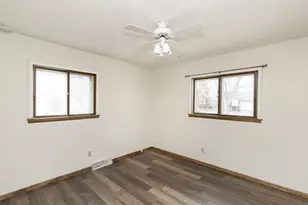 410 Horn Ave, Moorhead, MN 56560 - Photo 23
