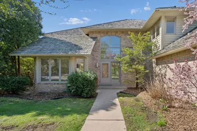782 Evergreen Knolls, Mendota Heights, MN 55118 - Photo 9