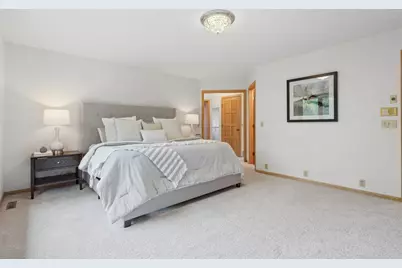 782 Evergreen Knolls, Mendota Heights, MN 55118 - Photo 25