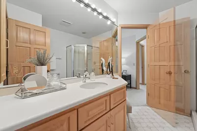 782 Evergreen Knolls, Mendota Heights, MN 55118 - Photo 29