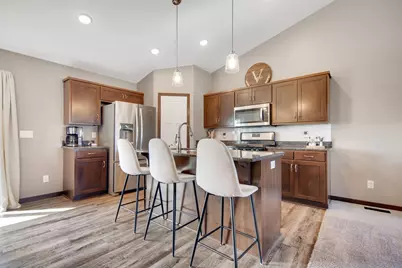 904 Palm Circle, Annandale, MN 55302 - Photo 3