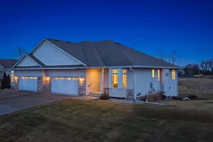 2877 Meadowview Ln NE, Owatonna, MN 55060 - Photo 37