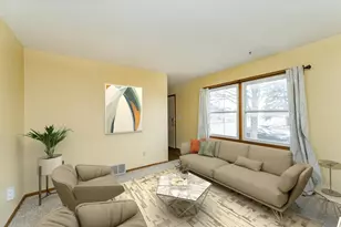 2855 24th St NW, Rochester, MN 55901 - Photo 3