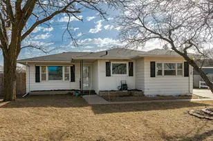 2302 Pearl Ct SE, Rochester, MN 55904 - Photo 1