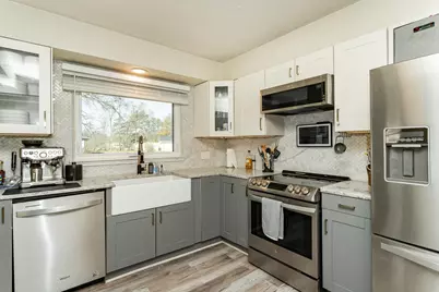 2302 Pearl Court SE, Rochester, MN 55904 - Photo 11