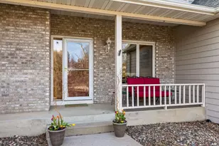 1467 Pond Wynde N, Eagan, MN 55122 - Photo 5