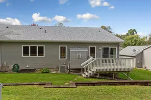 945 Rice St, Faribault, MN 55021 - Photo 7