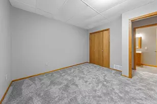 945 Rice St, Faribault, MN 55021 - Photo 35