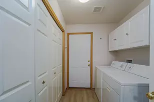 14403 Edgewood Ave, Savage, MN 55378 - Photo 19