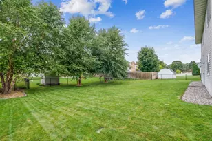 8594 Dunkirk Ct NE, Blaine, MN 55449 - Photo 33