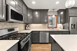 8417 Johansen Ave S, Cottage Grove, MN 55016 - Photo 9